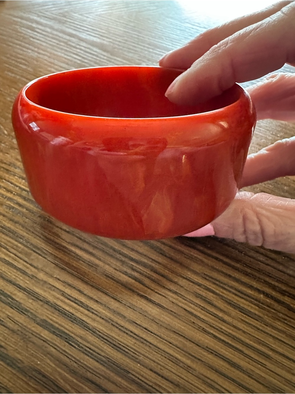 Art deco circa 1930-40’s Bakelite/Catalin oval bangle